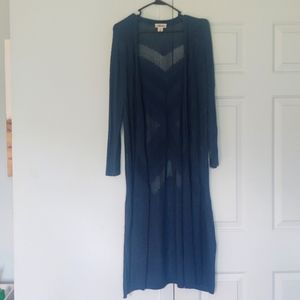 Long knitted cardigan